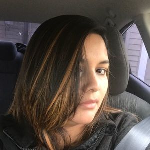 Meet your Posher, Clelia